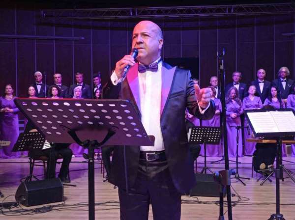 Balıkesir Türk Müziği Korosu Bodrum'da konser verdi