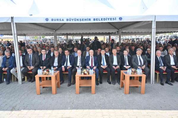 Bursa Büyükşehir'den çiftçiye büyük destek: Üreticiler sulama borularına kavuştu