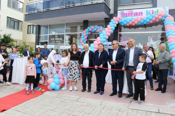 Denizli'de çocuk giyim modasının yeni buluşma noktası Suzan Kids hizmete açıldı