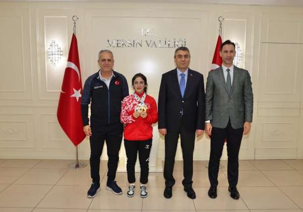 Vali Toros, Avrupa şampiyonu halterci Gamze Altun'u ağırladı