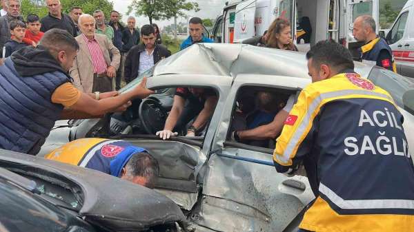Zonguldak'ta kaza: Sürücü öldü, kızı yaralandı