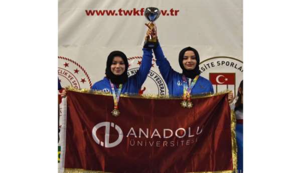 Anadolu Üniversitesi wushu sporcuları 4 altın madalya ile döndü