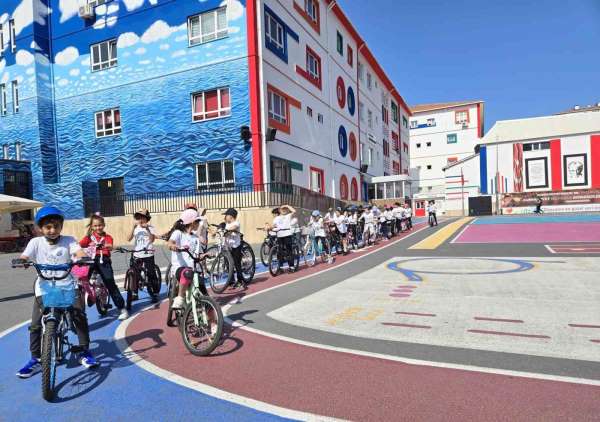 Beylikdüzü Büyükşehir İlkokulu'nda 3 Haziran'da ilk ders: Bisiklet
