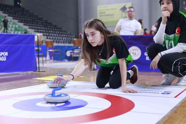 Floor Curling Türkiye Şampiyonası heyecanı Denizli'de yaşandı