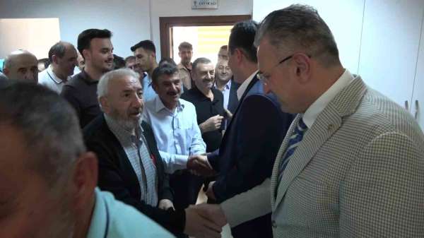 AK Parti üyesi emekli banka müdürü milletvekillerine seslendi: 'Emekliye zam bizi yüzde 70'e götürür'