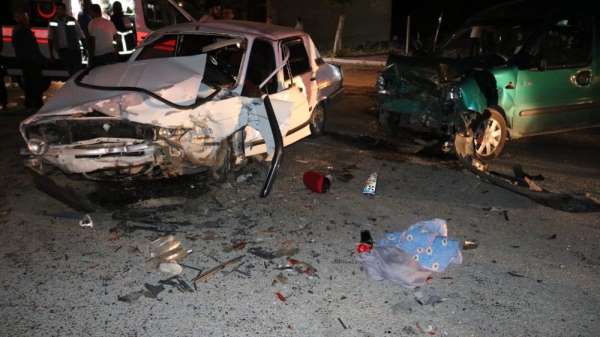Aksaray'da trafik kazası: 2'si çocuk 7 yaralı 