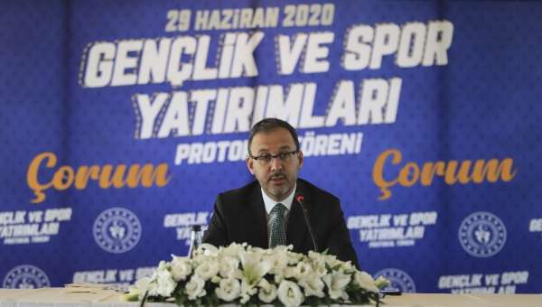 Bakan Kasapoğlu: 'Çorum Stadı'nı Gençlik ve Spor Bakanlığı olarak tamamlayacağız