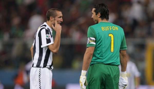 Juventus, Buffon ve Chellini'nin sözleşmelerini uzattı