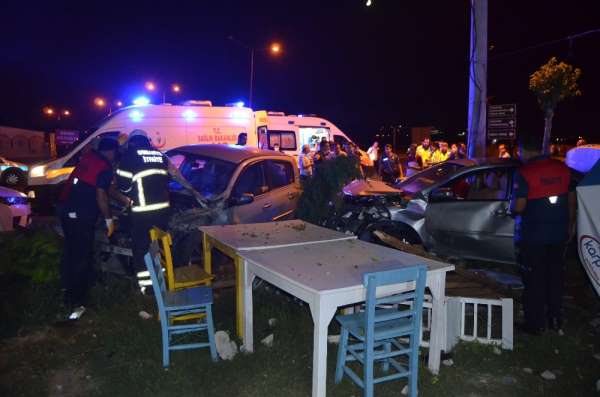 Osmaniye'de aşırı hız kaza getirdi: 3 yaralı 