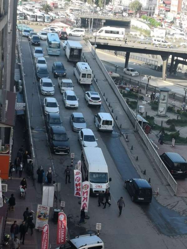 Zonguldak'ta trafiğe kayıtlı araç 156 bin 293 oldu 