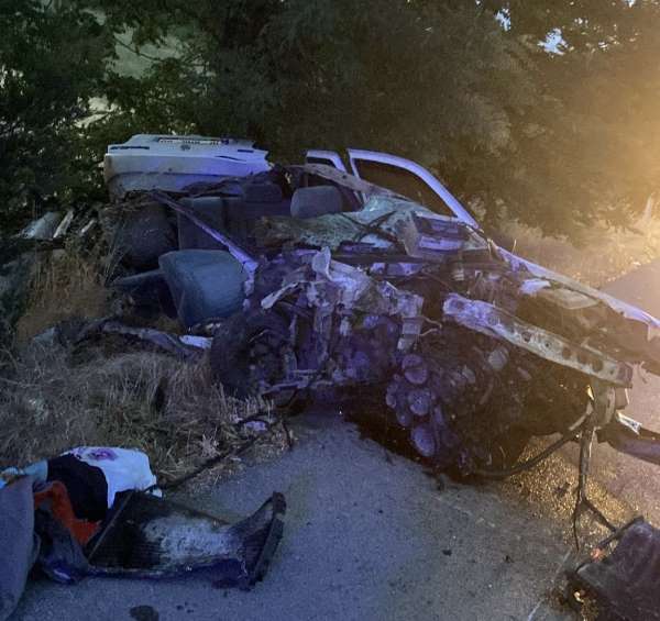 Balıkesir'de feci kaza: 3 ölü, 1 yaralı