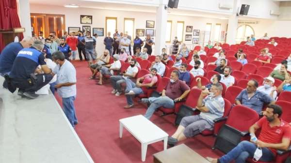 Burhaniye'de pazarcılar kura çekti