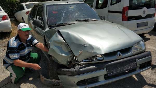 Samsun'da otomobil kaldırıma çıktı: 1 ölü 
