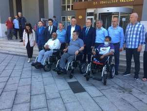 Zonguldak Kömürspor Başkanı'ndan engelli vatandaşlara destek