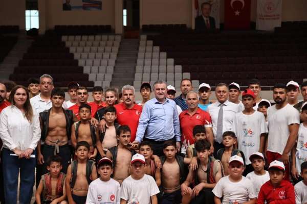 Gençlik ve Spor Bakanı Bak: '1,5 milyon öğrencinin sportif yetenek taraması yapıldı'