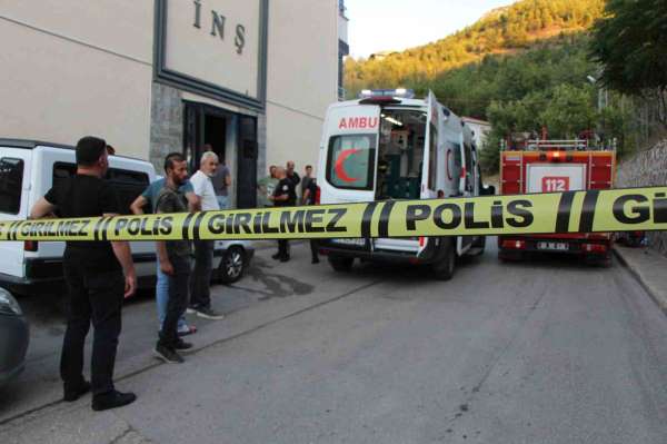 Amasya'da asansörle duvar arasına sıkışan tamirci hayatını kaybetti