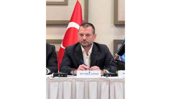 Bakan Bak'tan Kulüpler Birliği Başkanlığı'na seçilen Ertuğrul Doğan'a tebrik