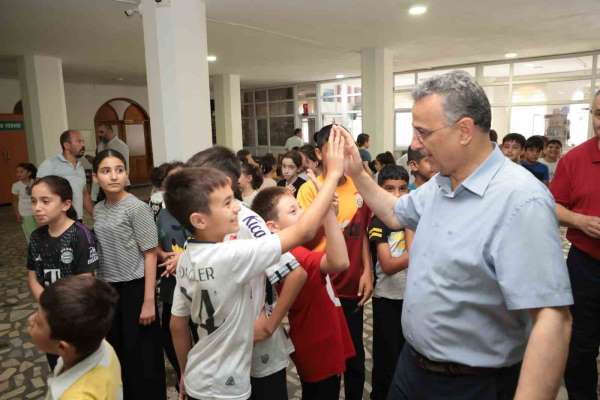 İlkadım'da camiler çocuklarla şenleniyor