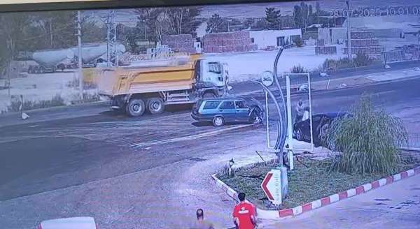 Kazada ağır yaralanan kadından acı haber