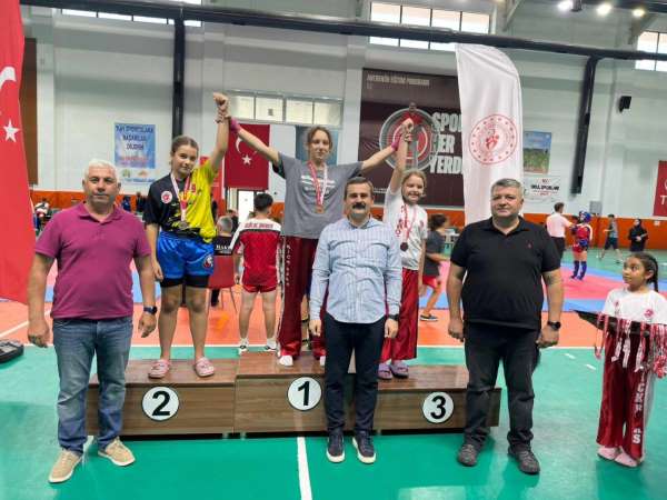 Köyceğiz'de kick boks şampiyonası yapıldı