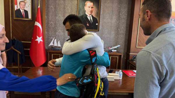 Özel sporcu minik Miraç, Rize'ye Türkiye 3.'lüğü getirdi