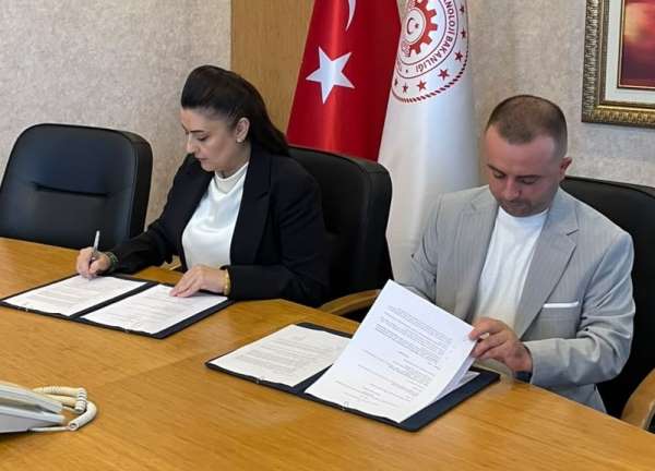 Bafra, yamaç paraşütü projesiyle turistlerin cazibe merkezi olacak