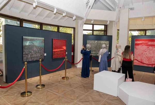 Esenyurt sanat merkezi, ilçede birçok etkinliğe ev sahipliği yaparak kültür ve sanat hayatına katkı sağlıyor