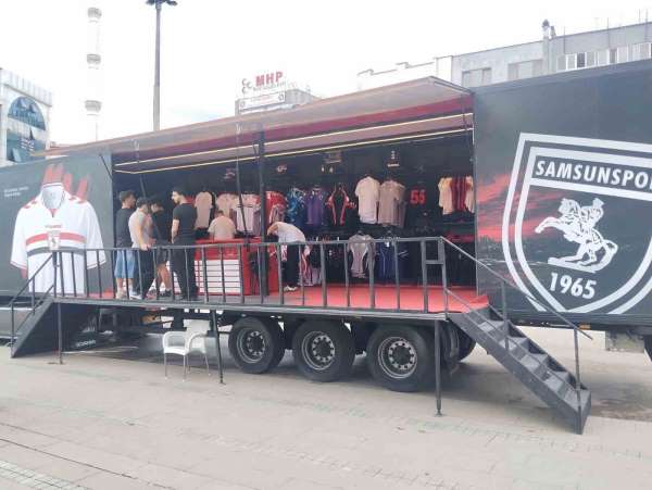 Samsunspor tırı Çarşamba'da