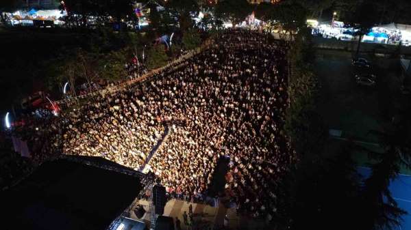 Manisa'da Cengiz Kurtoğlu rüzgarı esti