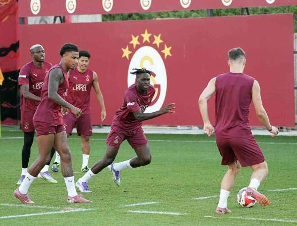 Singo, Galatasaray ile ilk antrenmanına çıktı