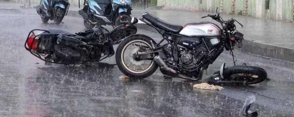 Bahçeşehir'de motosiklet kazası: 1 ölü, 1 yaralı