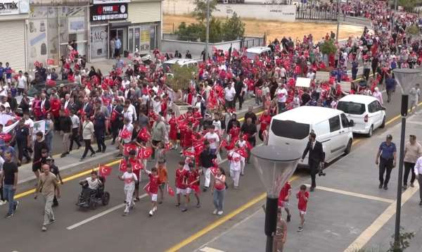 Gaziantep'te 30 Ağustos zafer yürüyüşü ve basket takımı lansmanı yapıldı
