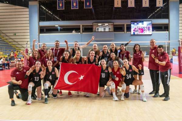 Kadın Milli Voleybol Takımı 2026 Akdeniz Oyunları'nda finale yükseldi