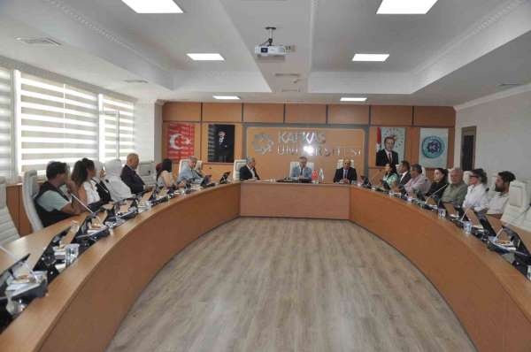 Kafkas Üniversitesi ile Türkiye Beyazay Derneği arasında 'Engelsiz Üniversite' iş birliği