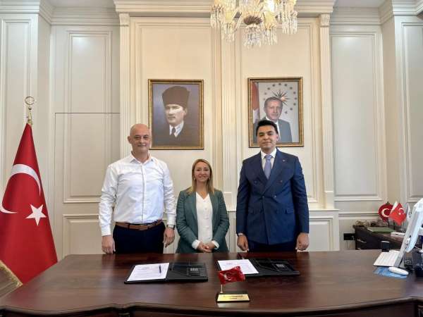 Pazaryeri'nde şehit Semih Orman'ın anısını yaşatacak kütüphane için imzalar atıldı