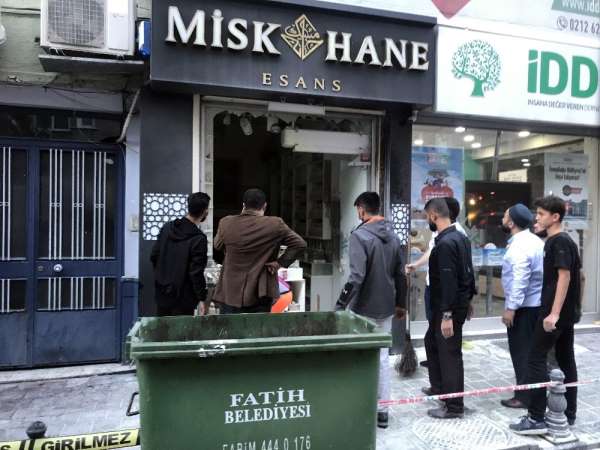 Fatih'te parfüm satışı yapan iş yerinde patlama 