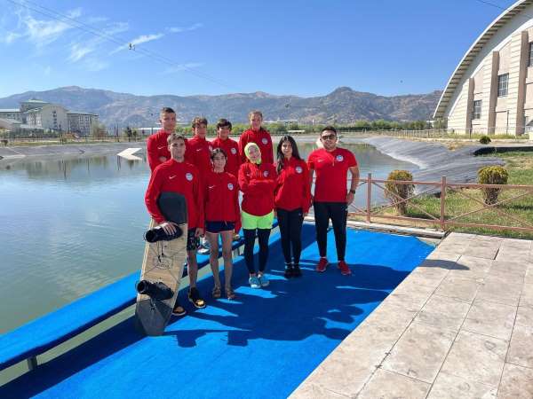 Denizi olmayanKayseri'den Su Kayağı Milli Takımı'na 8 sporcu