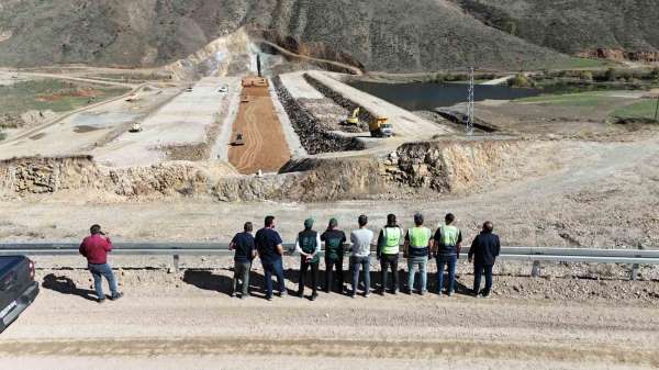 Bayburt'ta 3 göletin tamamlanmasıyla 16 bin 690 zirai tarım arazisi su ile buluşacak