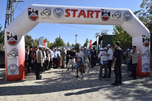 Diyarbakır'da geleneksel doğa sporları ve bağ bozumu etkinliği