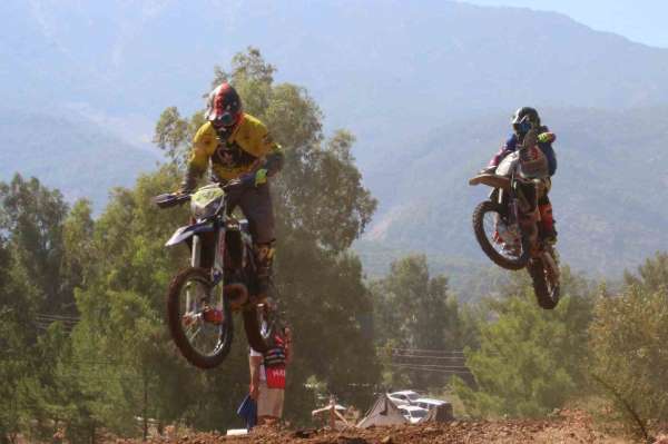 Fethiye'de Süper Enduro Şampiyonası Heyecanı