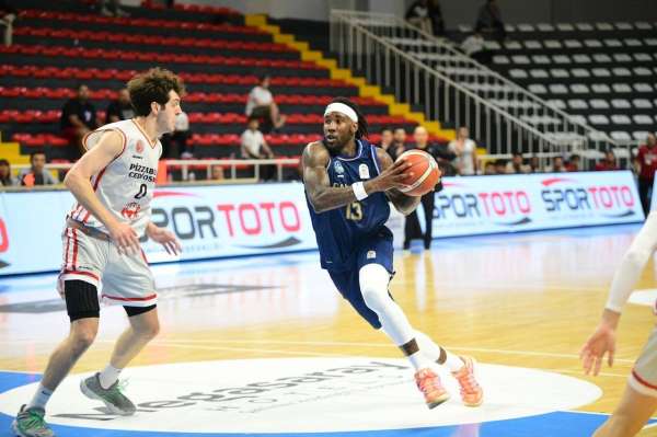 Çayırova Belediyesi, deplasmanda uzatma sonunda kazandı