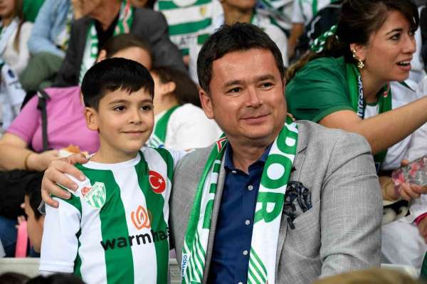 Osmangazi'nin miniklerinden Bursaspor'a büyük destek