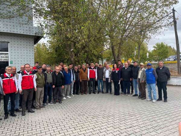 Saray'da çiftçilere yüzde 50 hibe destekli 750 kilogram kanola tohumu dağıtıldı