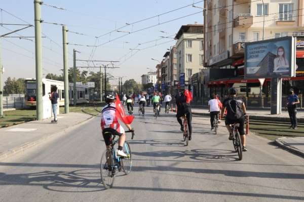 29 Ekim kutlamaları 'bisiklet turu' ile başladı 