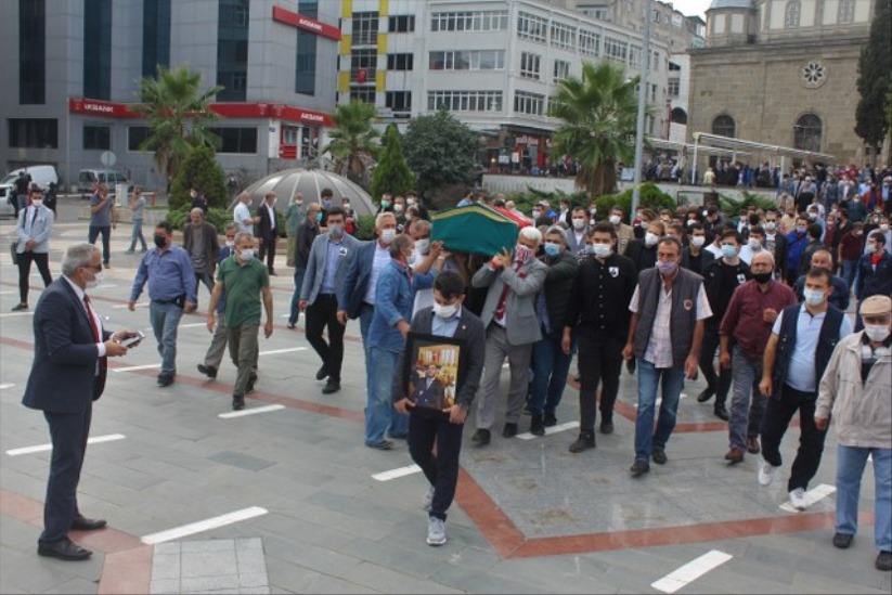 CHP Samsun Gençlik Kolları Başkanı Demir toprağa verildi