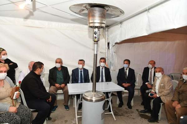 Başkan Köse ve Kaymakam Sırmalı patlama yaşanan binada incelemelerde bulundu 