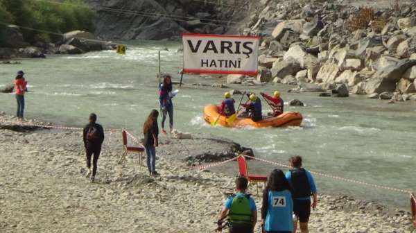 Hakkari'de düzenlenen 'Türkiye Rafting Şampiyonası' sona erdi 