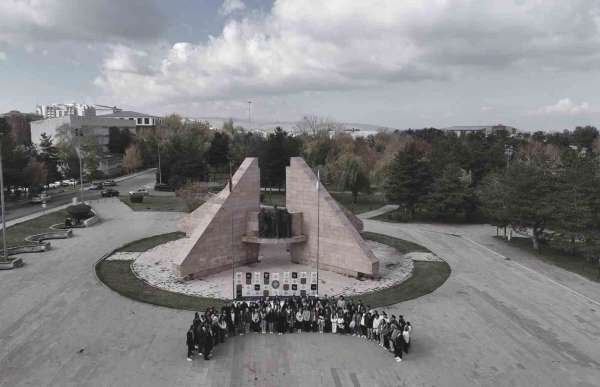 Gençlerden Cumhuriyet'in kazanımlarına vurgu