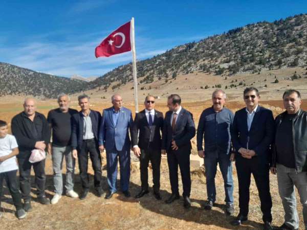 Saimbeyli'de milli mücadele şehitlerinin kabirleri yenileniyor