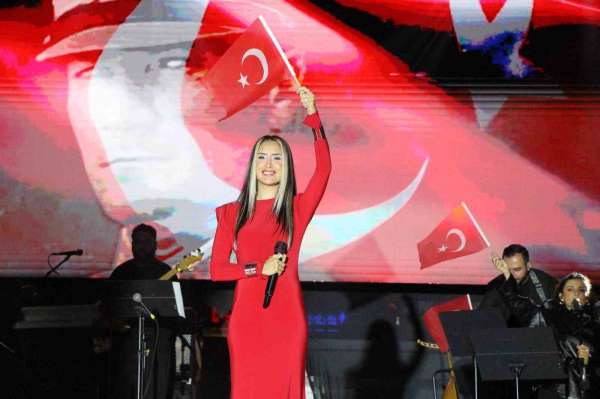 Hande Ünsal'dan Amasya'da Cumhuriyet Bayramı konseri